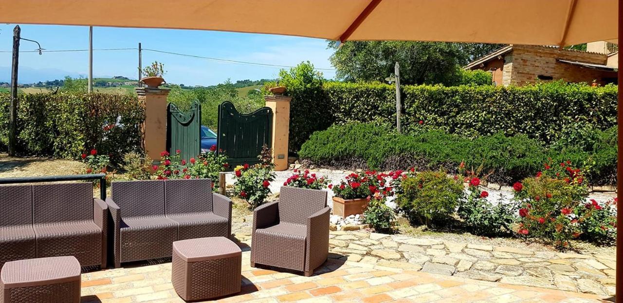 Agriturismo Fiore Di Campo Fermo Exterior foto